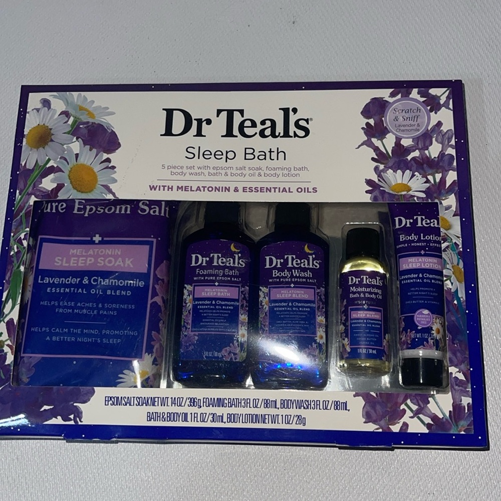 Dr. Teal's Five Piece Sleep Bath Set NWT
